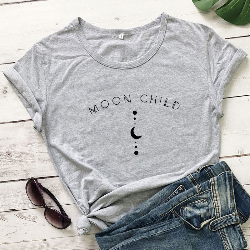 Damski T-shirt z napisem MOON CHILD