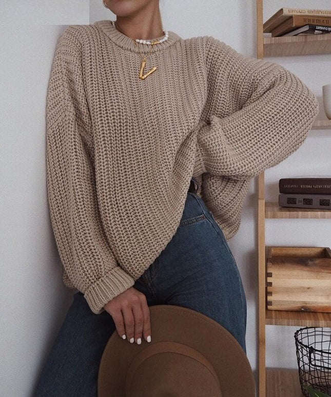 Damski sweter dziergany o kroju oversize