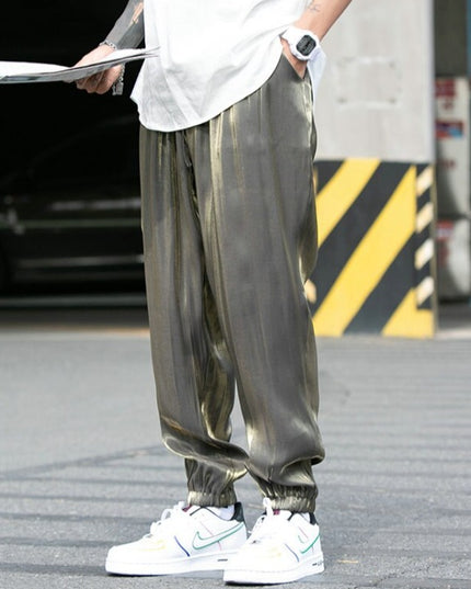 Męskie spodnie treningowe z połyskującej tkaniny