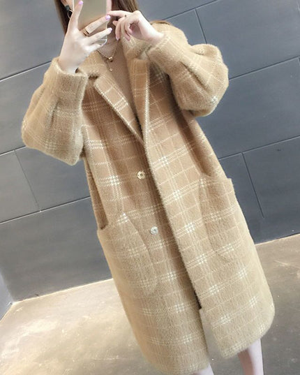 Damski płaszcz w kratę oversize z kieszeniami