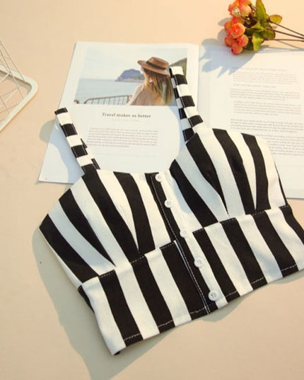 Damski crop top w paski z guziczkami