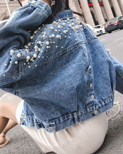 Damska kurtka jeansowa ze zdobieniem na plecach