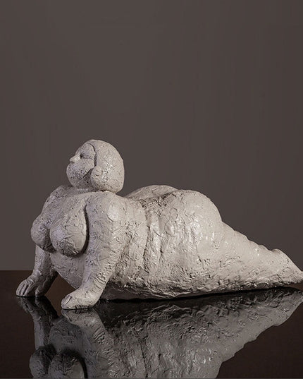 Figurka dekoracyjna postać sylwetka kobiety