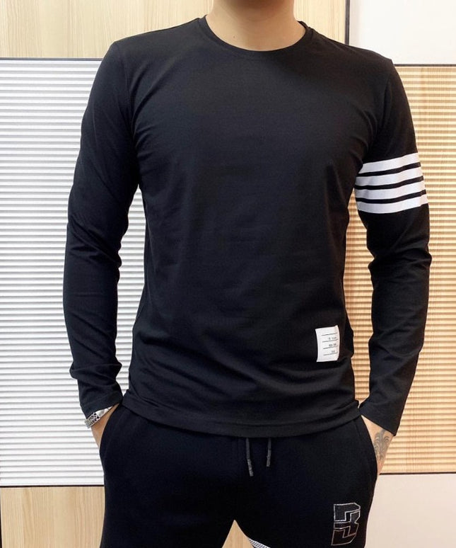 Męska koszulka z długim rękawem o prostym kroju z okrągłym dekoltem