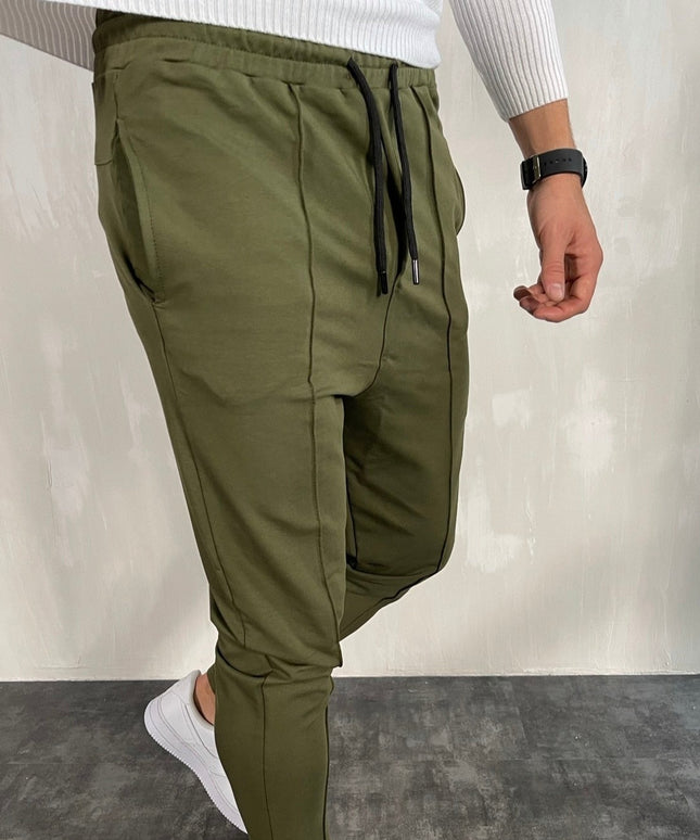 Męskie spodnie treningowe z ozdobnym przeszyciem