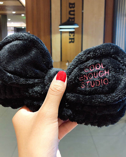 Opaska do włosów z napisem COOL ENOUGH STUDIO