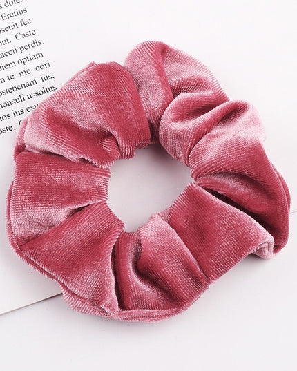 Aksamitna gumka do włosów scrunchie koralowa - Akcesoria do stylizacji włosów