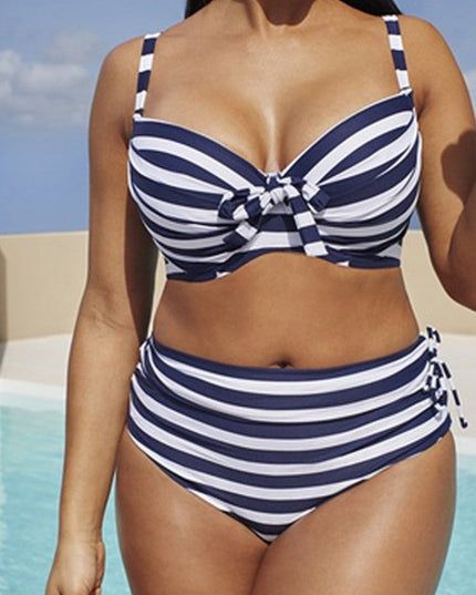 Dwuczęściowy strój kąpielowy plus size w paski