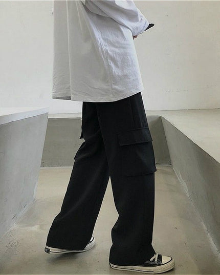 Damskie spodnie cargo z szerokimi nogawkami