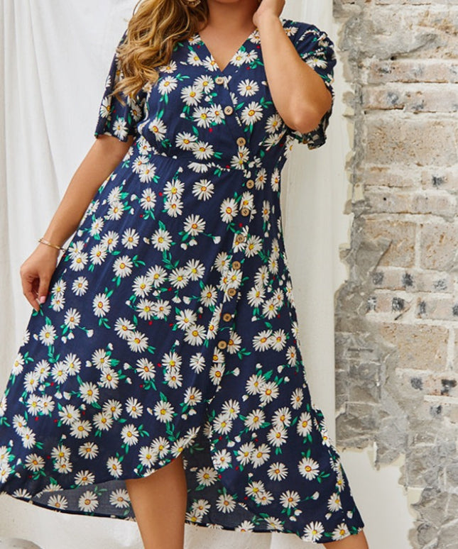 Sukienka plus size z rozcięciem