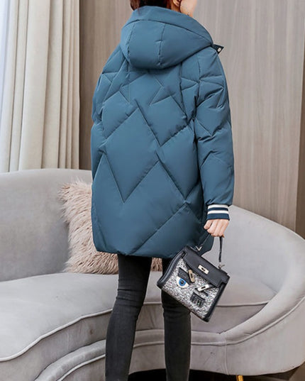 Damska kurtka klasyczna zimowa z kapturem