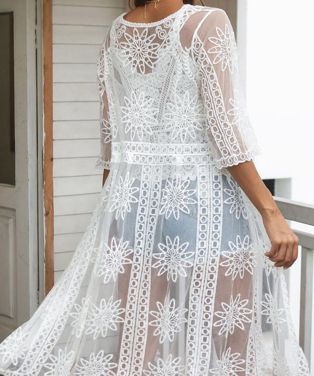 Damska narzutka plażowa lekka i zwiewna