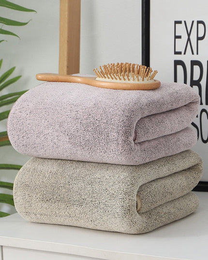 Ręcznik saunowy miękki w jasnych kolorach