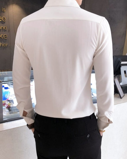 Męska koszula kopertowa o dopasowanym kroju