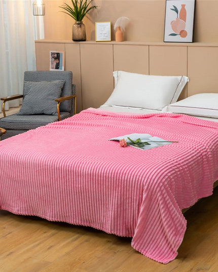 Elegancki koc z prążkowaną fakturą