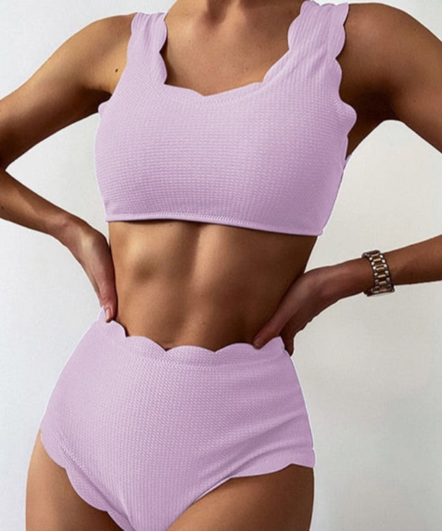 Damski dwuczęściowy strój kąpielowy bikini z wysokim stanem i falowanym wykończeniem