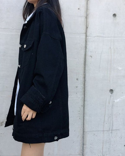 Damska kurtka jeansowa długa o luźnym kroju