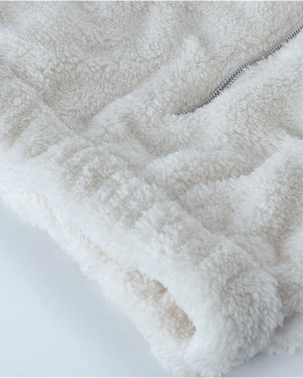 Damska bluza crop ze stójką z przyjemnego materiału