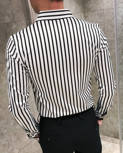 Męska koszula w paski o dopasowanym kroju