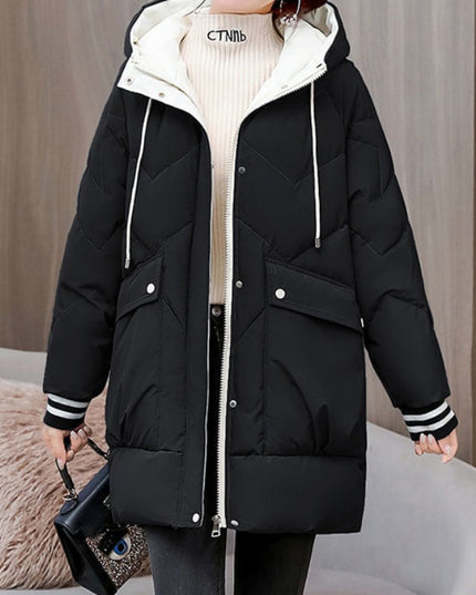 Damska kurtka klasyczna zimowa z kapturem