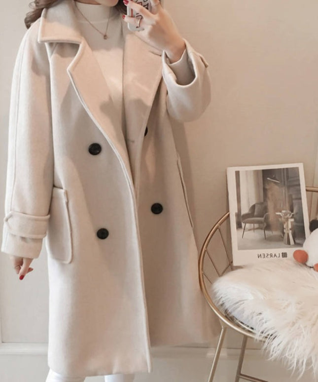 Damski klasyczny płaszcz dwurzędowy