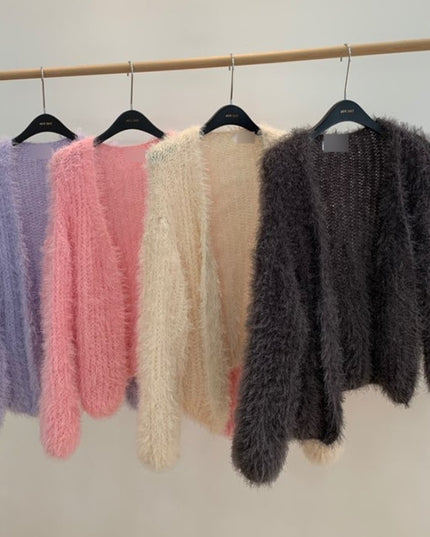 Damski sweter typu kardigan futrzany