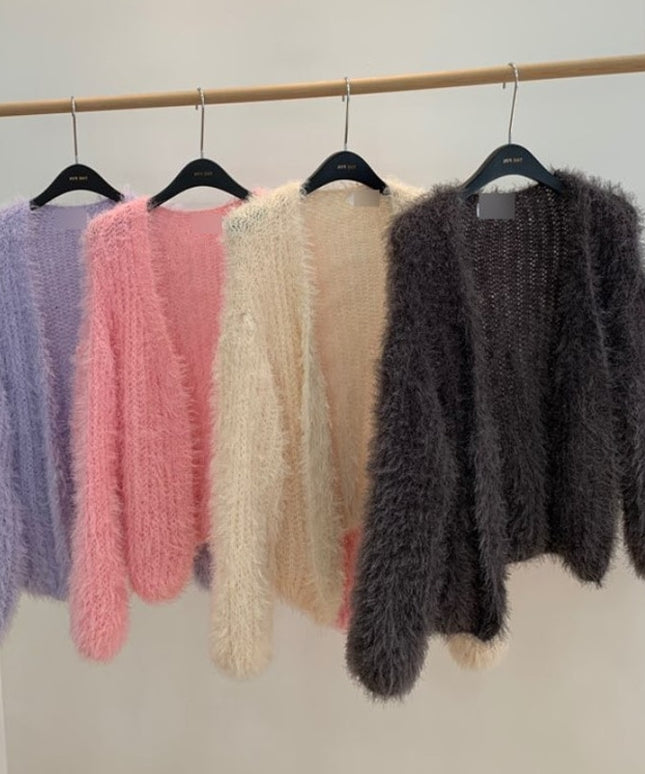 Damski sweter typu kardigan futrzany