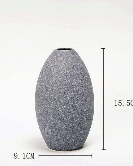 Wazon ceramiczny o geometrycznych kształtach