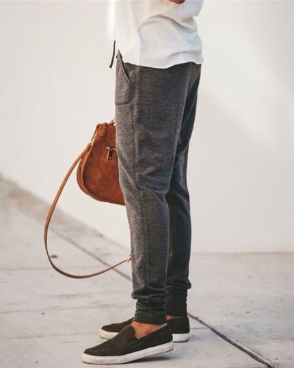 Damskie spodnie dresowe ze zwężanymi nogawkami