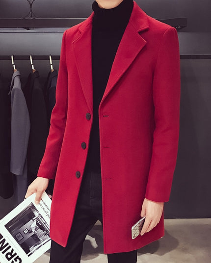 Męski płaszcz trzyrzędowy o klasycznym kroju