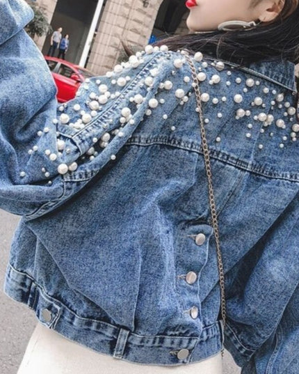 Damska kurtka jeansowa ze zdobieniem na plecach