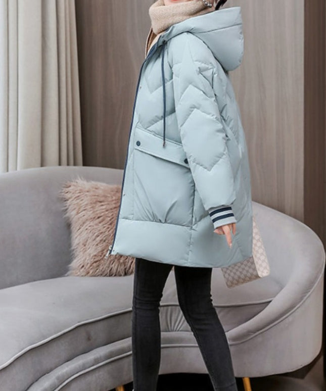 Damska kurtka klasyczna zimowa z kapturem