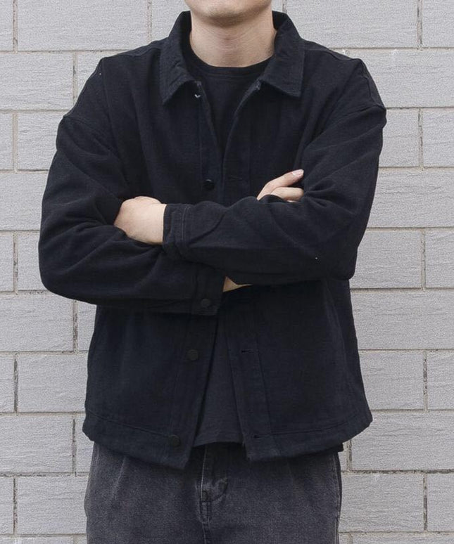 Męska kurtka jeansowa klasyczna o prostym kroju