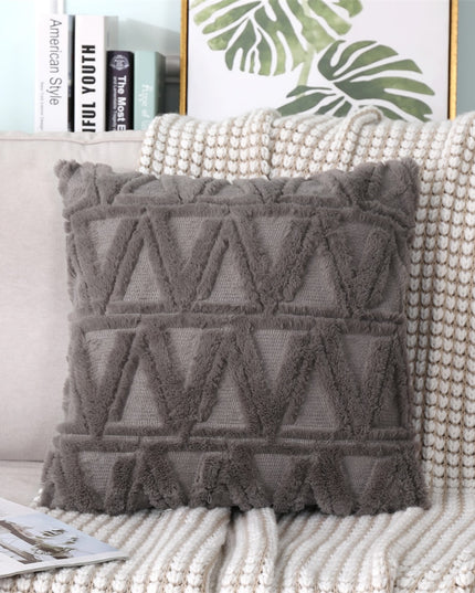 Poszewka na poduszkę z haftem w geometryczny wzór