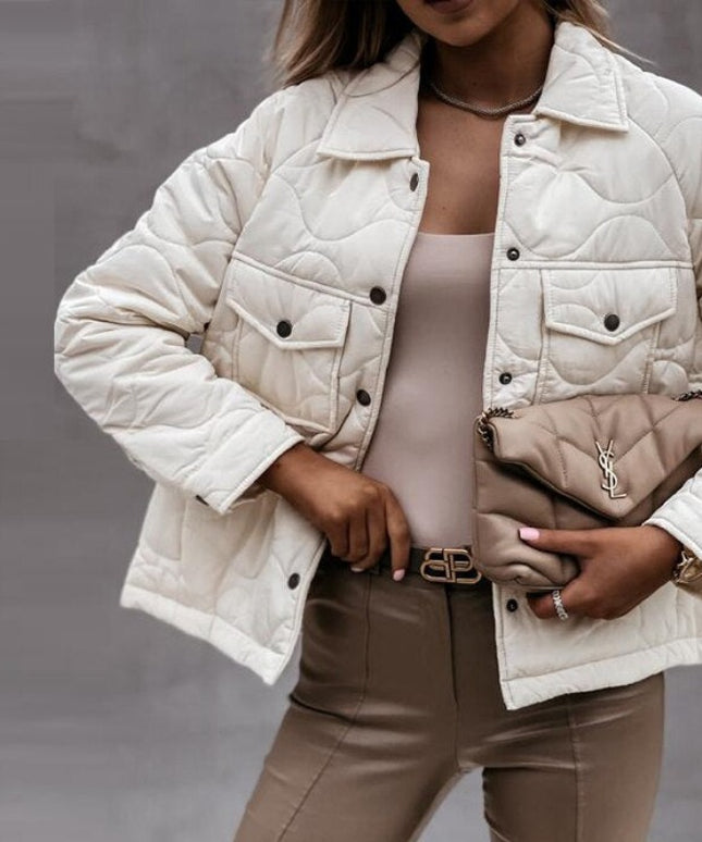 Damska kurtka zimowa krótka z kieszeniami