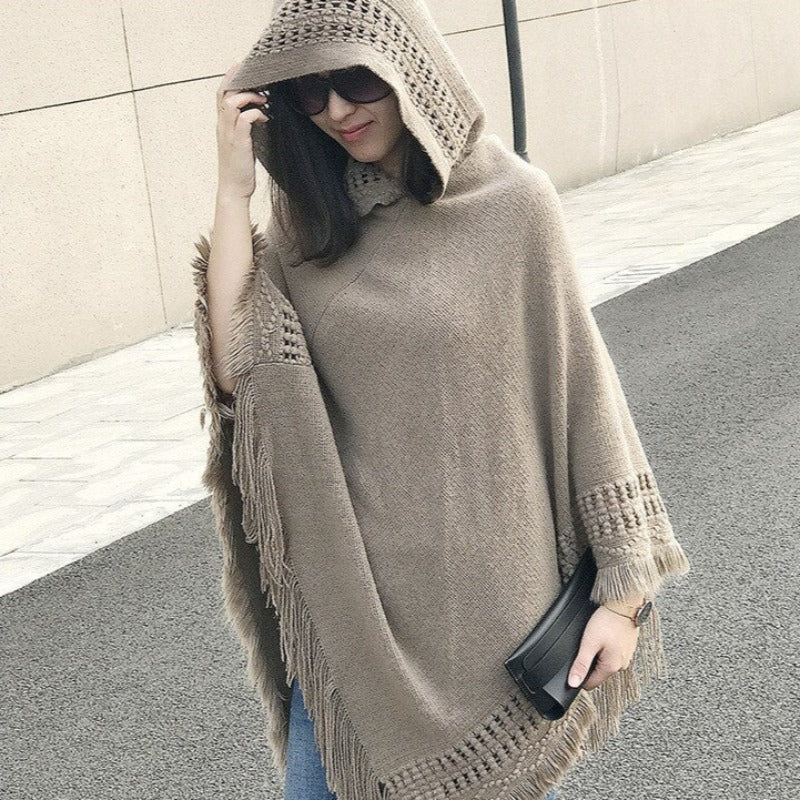 Damski sweter polarowy typu ponczo z frędzlami