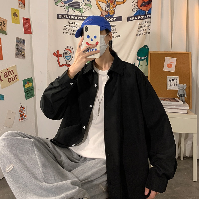 Męska koszula gładka o luźnym kroju