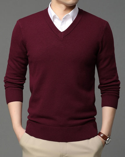 Męski sweter z dekoltem w serek o eleganckim kroju