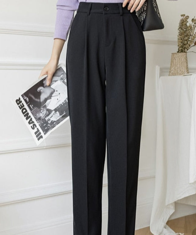 Damskie spodnie chinosy z prostymi nogawkami