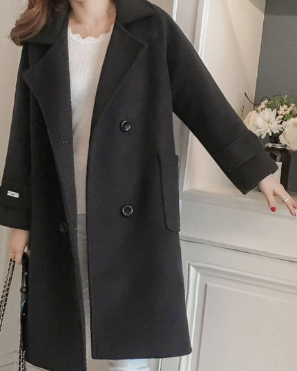 Damski klasyczny płaszcz dwurzędowy