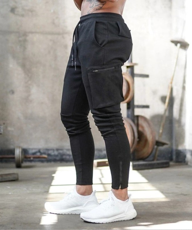 Męskie spodnie dresowe ze zwężanymi nogawkami
