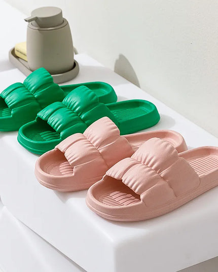 Damskie klapki z ozdobnym przodem