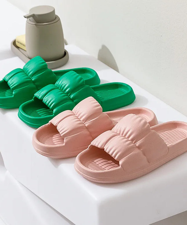 Damskie klapki z ozdobnym przodem