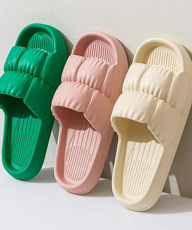 Damskie klapki z ozdobnym przodem