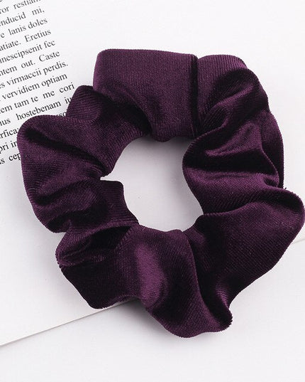 Aksamitna gumka do włosów scrunchie ciemnofioletowa - Akcesoria do stylizacji włosów