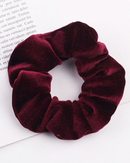 Aksamitna gumka do włosów scrunchie bordowa - Akcesoria do stylizacji włosów