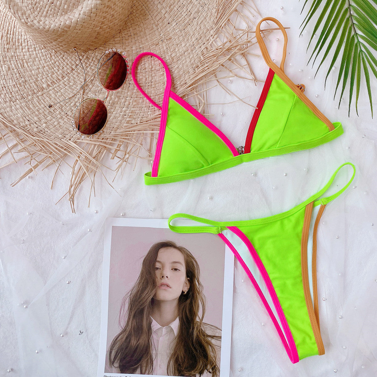 Damski dwuczęściowy strój kąpielowy bikini z kolorowymi wstawkami