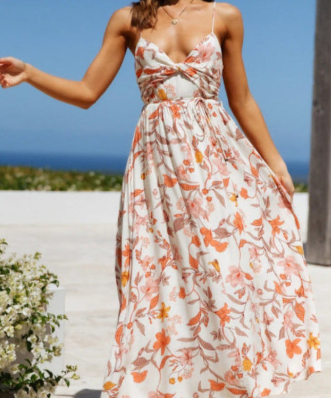 Sukienka maxi w kwiaty na ramiączkach