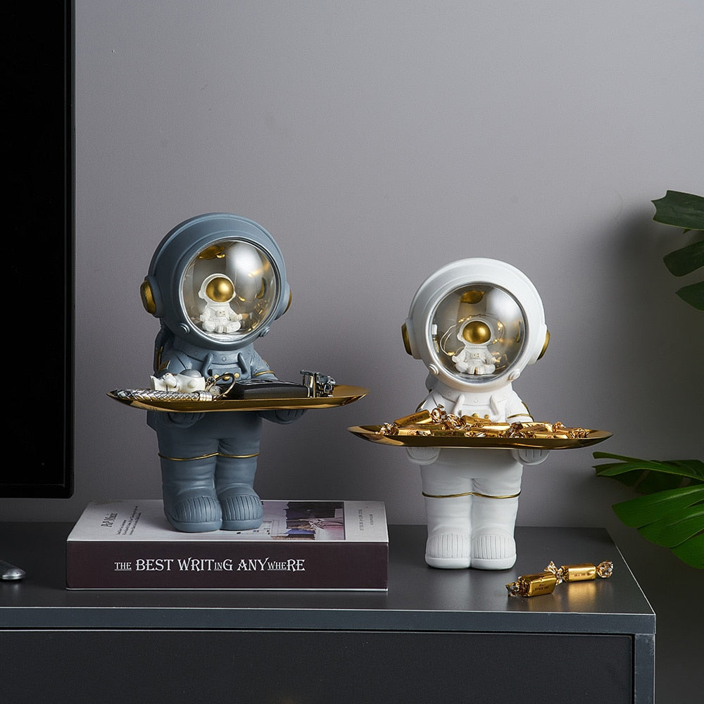 Figurka funkcjonalna astronauta z tacą