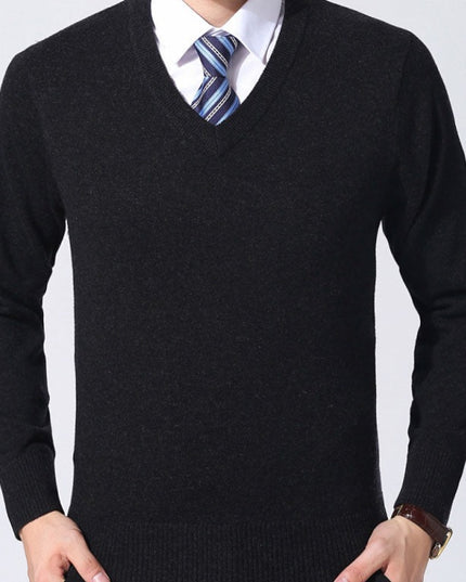 Męski sweter z dekoltem w serek o dopasowanym kroju